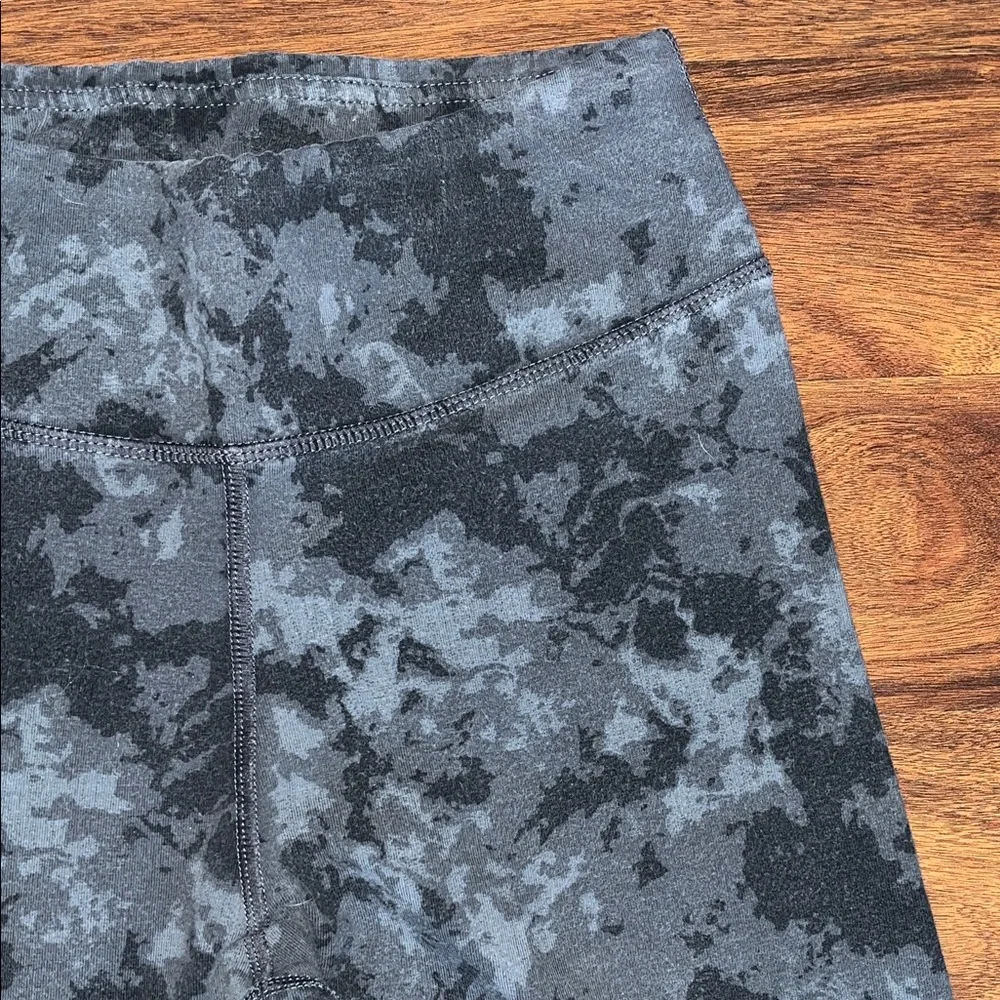 Pact Women's Camouflage Leggings - Gray and Black - Picture 2 of 3